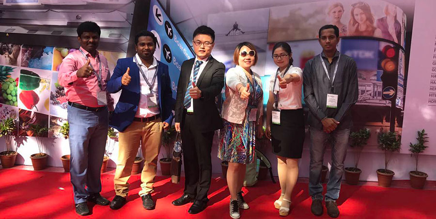 304AM永利家人在印度的展览会