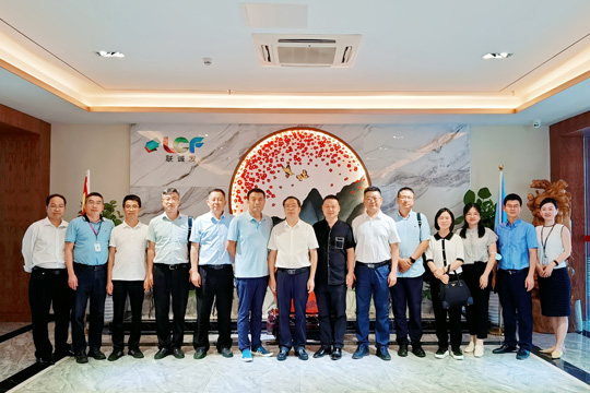 安顺市文化考察团莅临304AM永利参观调研 