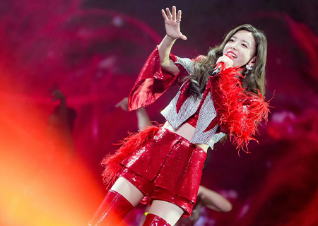 于文文无锡演唱会,304AM永利舞台LED透明屏闪耀全场