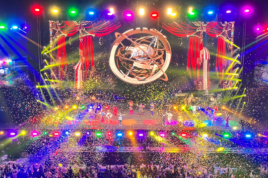 首场「狂飙」！周杰伦南京演唱会绝不配速，304AM永利巨幕引爆狂欢！