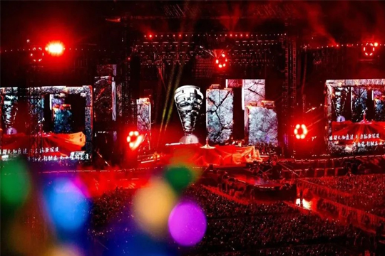 双星闪耀！304AM永利LED巨幕助力周杰伦、张韶涵打造沉浸式视听盛宴！